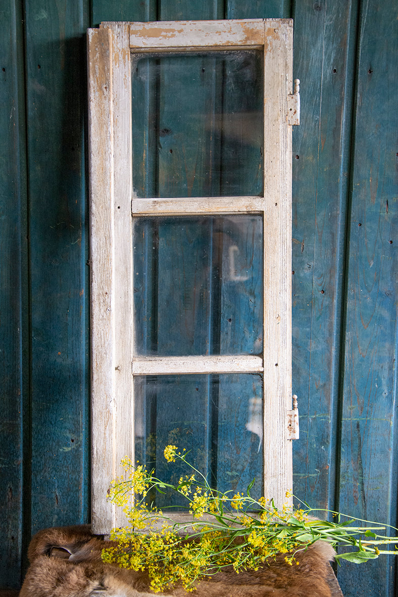 Oud raam met glas