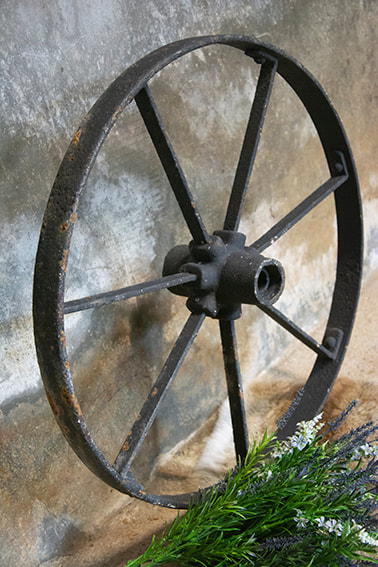 Oud metalen wiel